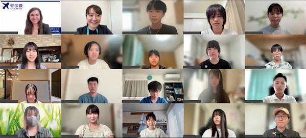 オーストラリアに行く前にオンラインでオリエンテーションしている様子