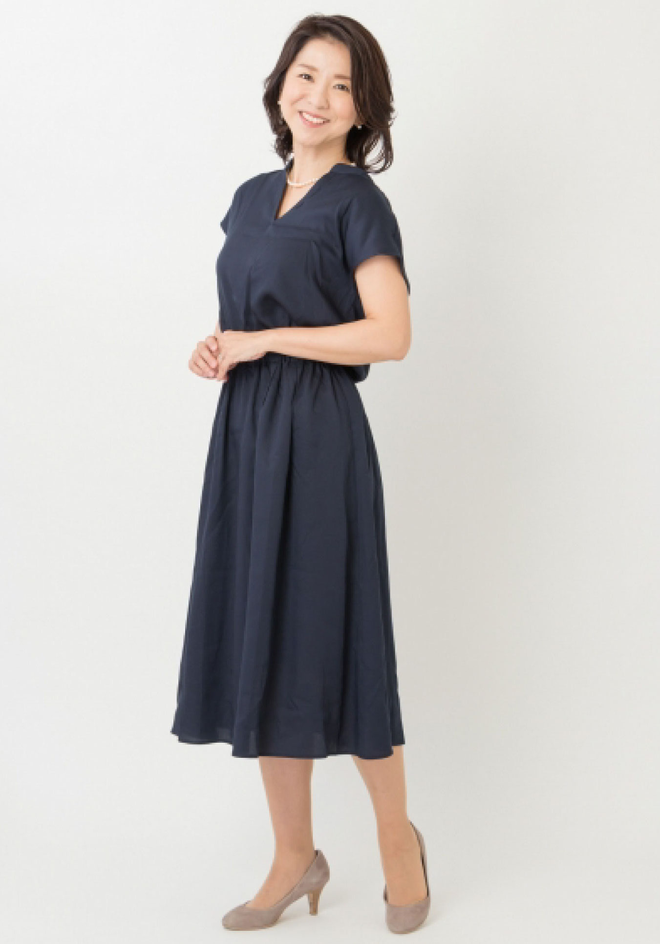 <p>舞台も福島三郎演出の泪目銀座公演に毎回のように出演し、2001年「ＬＯＶＥＲＳＯＵ Ｌ」では印象に残る看護婦役を演じ、好評を得た。<br><br>しばらくの間子育て中心としていたが、 2018年６月より活動を再開。</p>