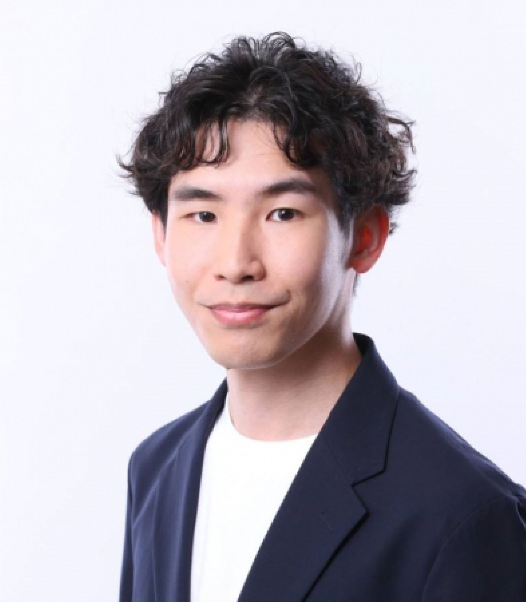 <p>７歳の時から劇団若草に所属。<br><br>「釣りバカ日誌 №14」から西田敏行さん演じるハマちゃんの一人息子「鯉太郎」役で出演している。<br><br>「ＡＬＬＷＡＹＳ　三丁目の夕日１・２」に出演。</p>