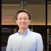 岡 晴信