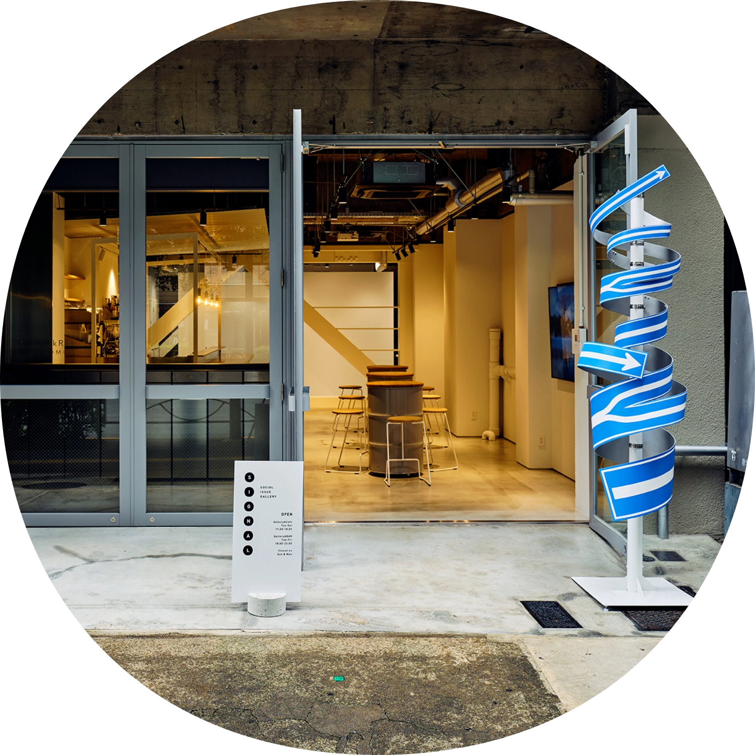 SIGNAL social issue gallery