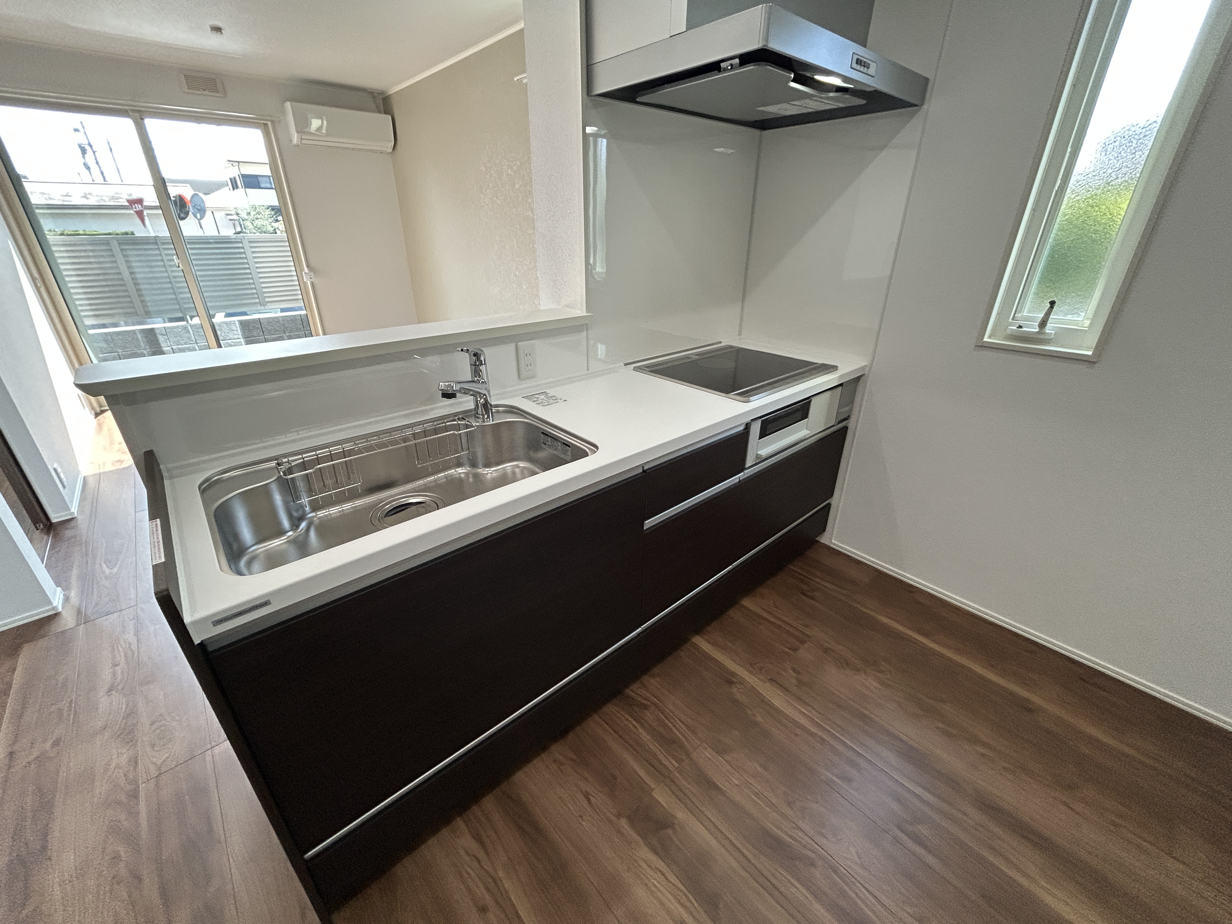 システムキッチン（IHクッキングヒーター）