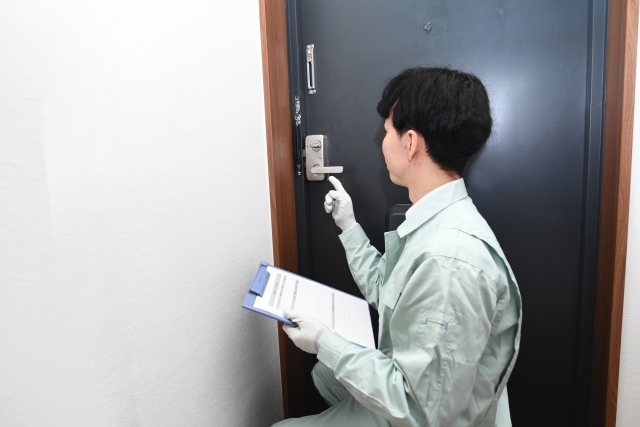 賃貸の鍵交換費用はいくら？相場・負担者・拒否できるかを徹底解説