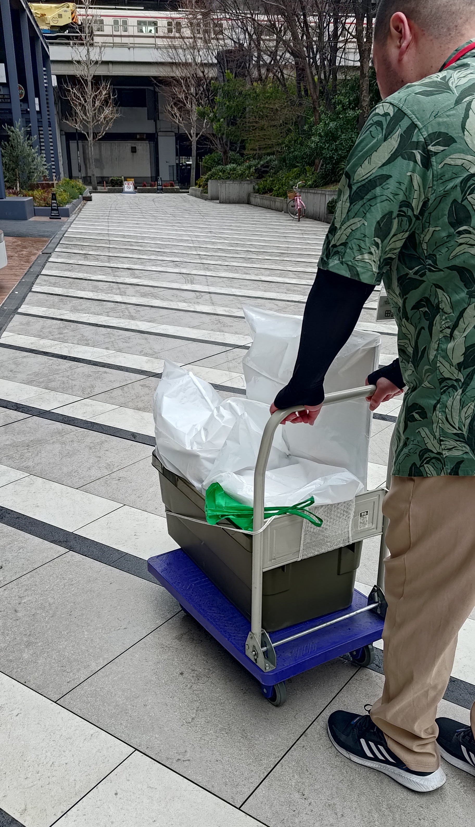 寒さに負けず！！活動中！！！