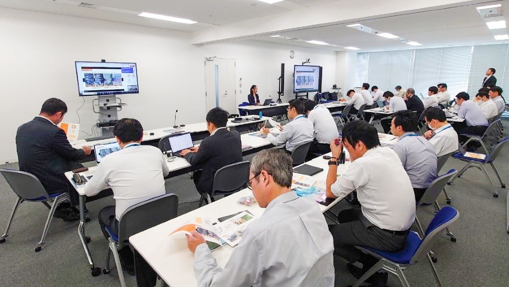 朝日機器(株)営業担当者様向け全国オンライン勉強会の様子