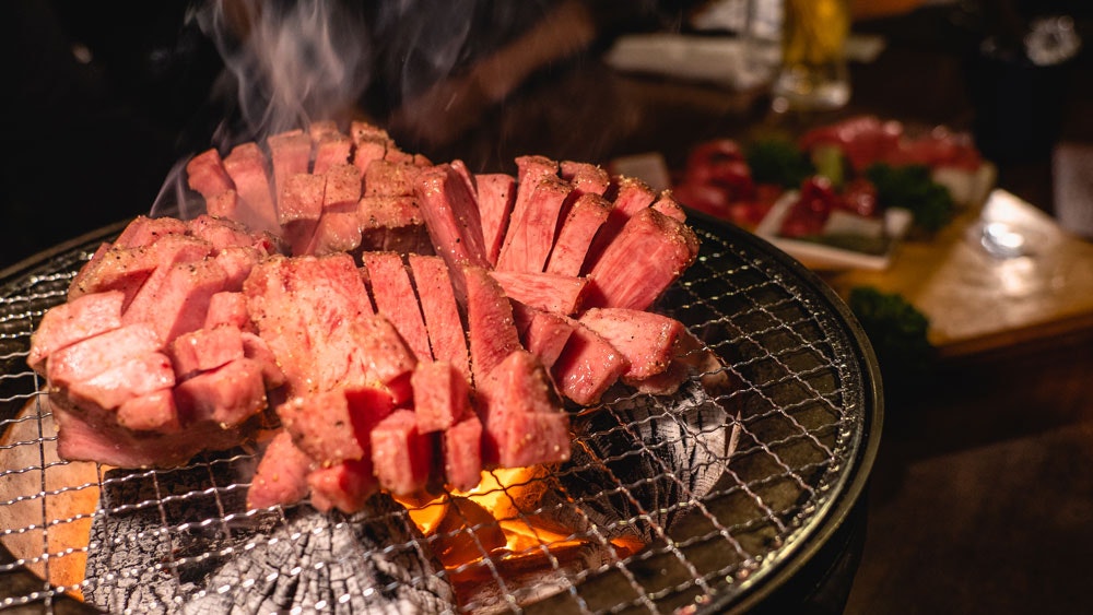 味覚園 最高峰の牛タン 極厚タン