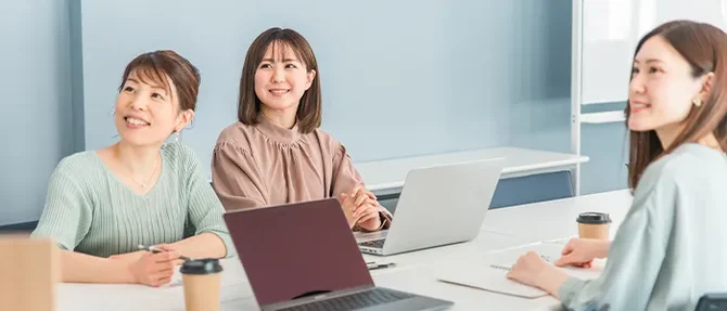 マーケティング会議