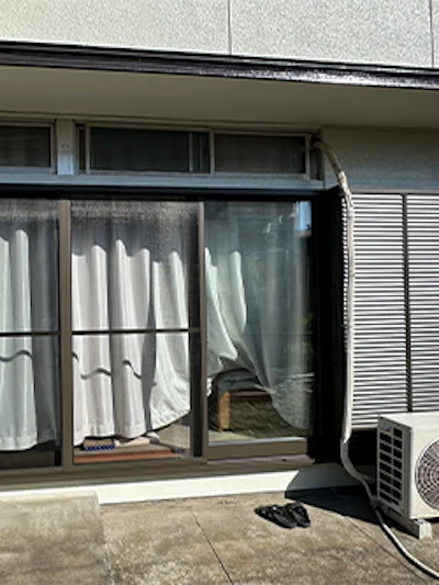 戸建てのサッシ窓改修工事（藤沢市） 施工時の様子 5