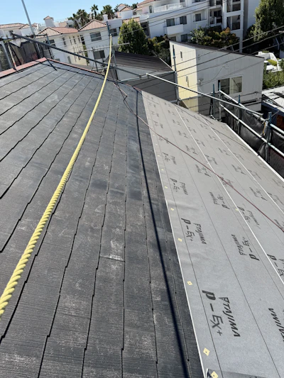 屋根カバー工法工事 施工時の様子 5