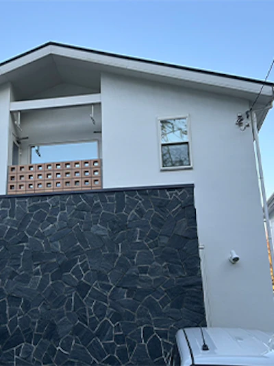 戸建ての外壁・屋根塗装工事（茅ヶ崎市） 施工時の様子 2