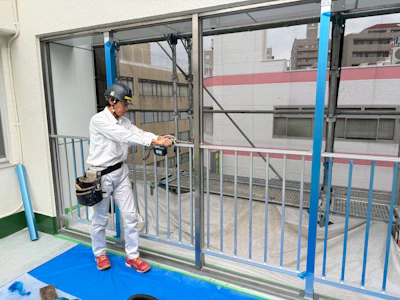 外壁塗装、コーキング打ち替え、外部改修工事 施工時の様子 16