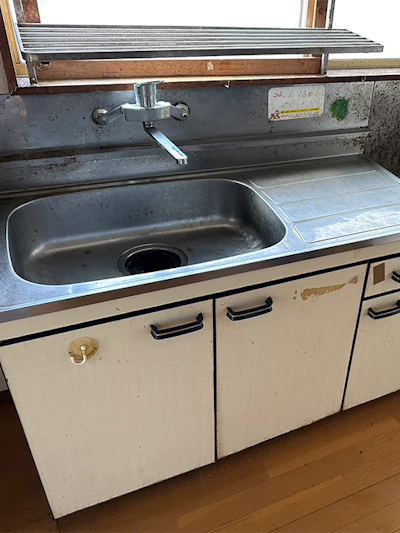 賃貸物件のフルリフォーム（茅ヶ崎市） 施工時の様子 4
