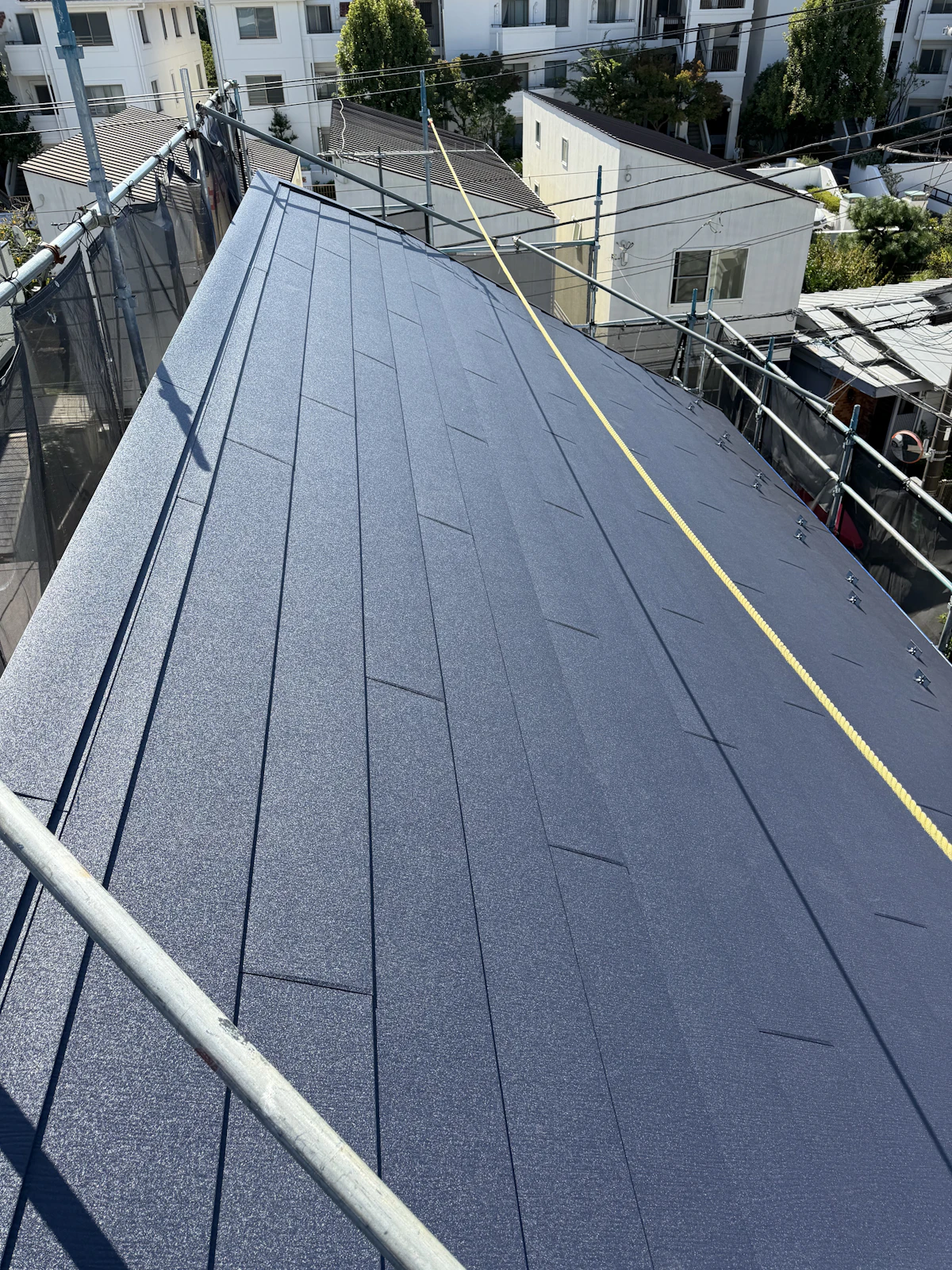 屋根カバー工法工事の施工後