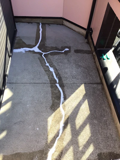 戸建ての外壁塗装、防水工事、屋根葺き替え工事（茅ヶ崎市） 施工時の様子 1