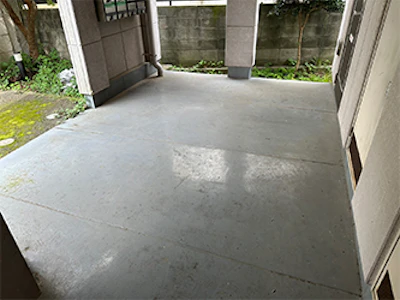 賃貸物件の外壁塗装・屋根改修工事（茅ヶ崎市） 施工時の様子 4