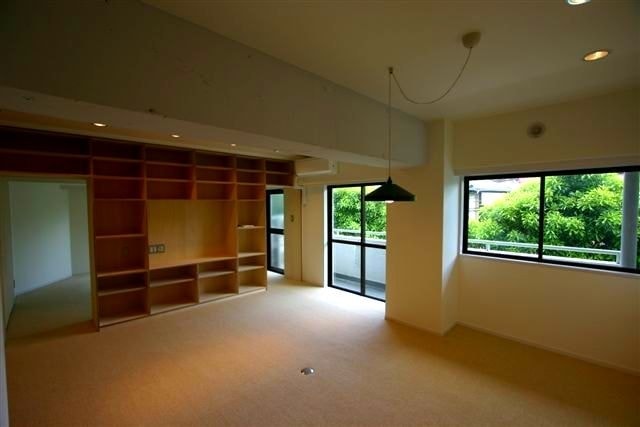 Flat Himonya 208|設備と収納の納まり