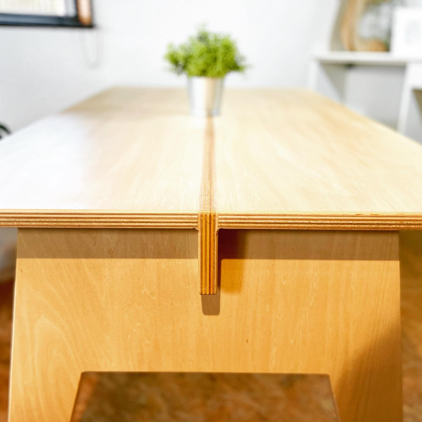 プライウッド(合板)で作るオリジナル家具ブランド。“PLYwood Furniture” をスタートしましたの施工写真 2