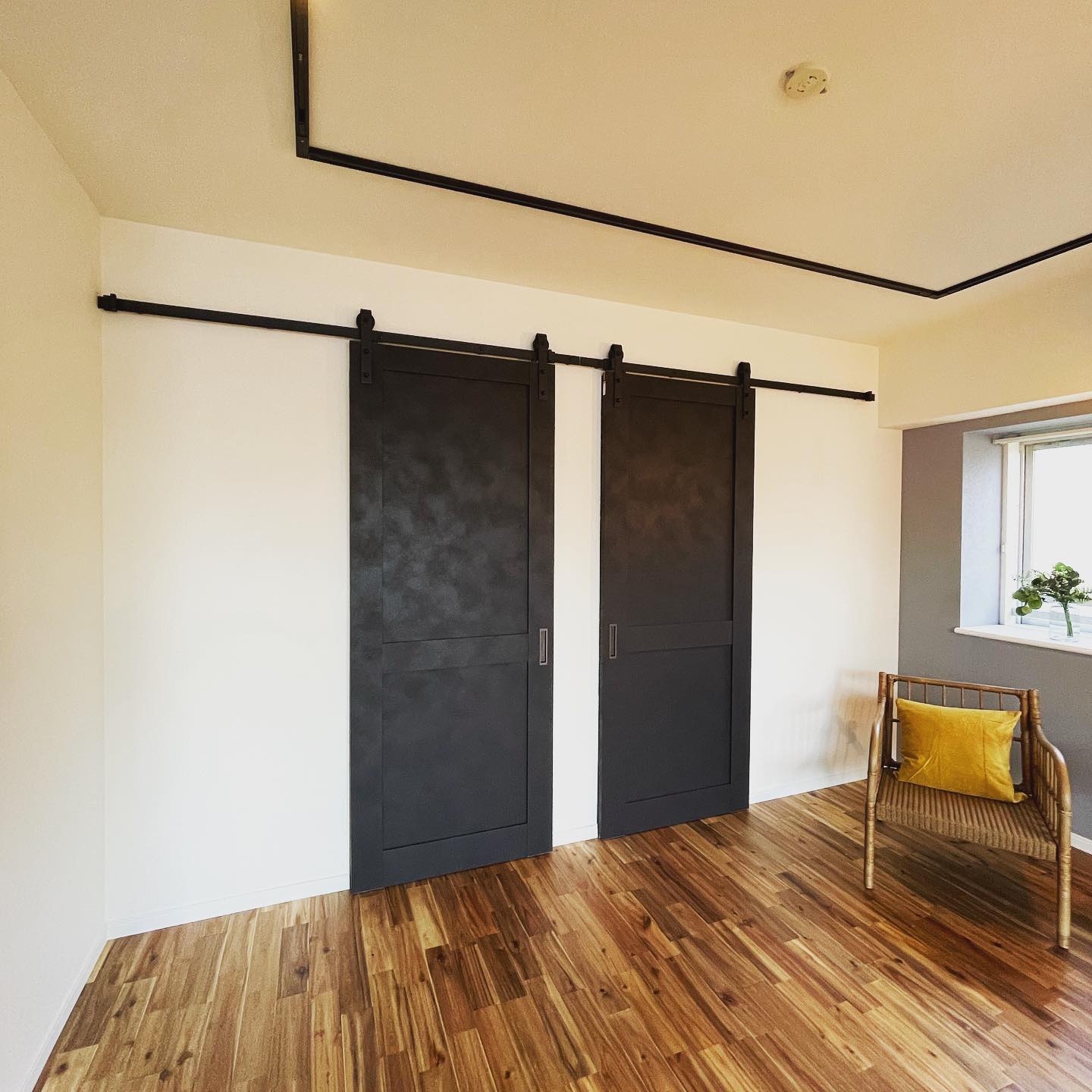 リクシルの建具をカスタマイズの施工事例