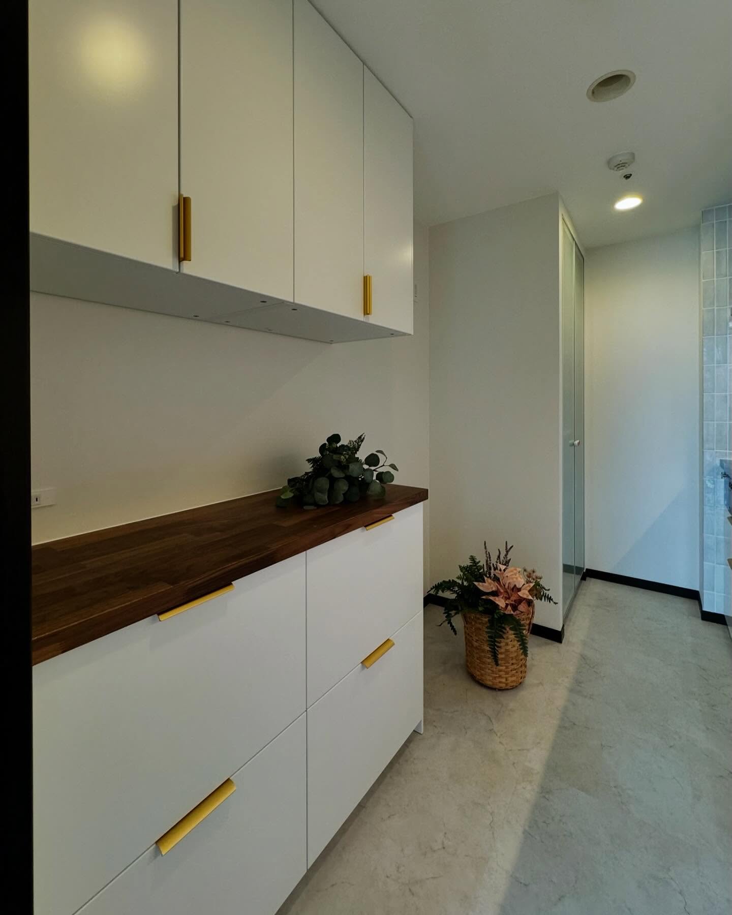 IKEAキッチンでマンションリフォームの施工写真 3