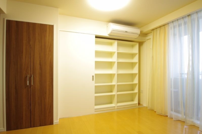 物入の中もIKEAですっきり｜別角度から見た完成空間