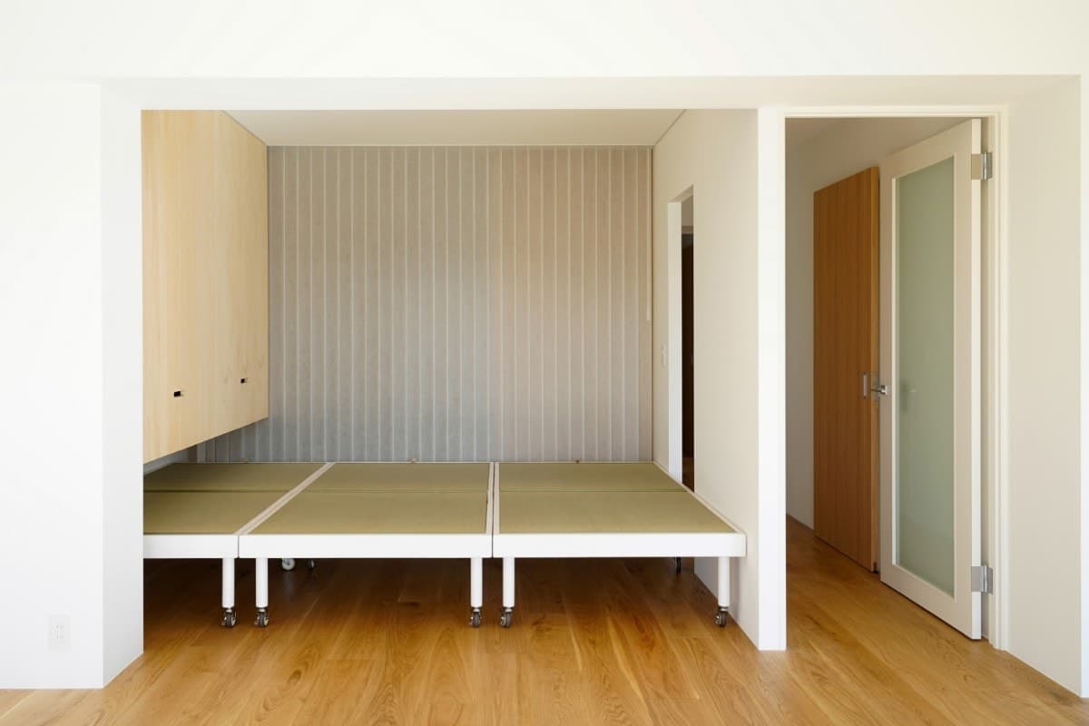 大規模マンションの角部屋｜設備と収納の納まり