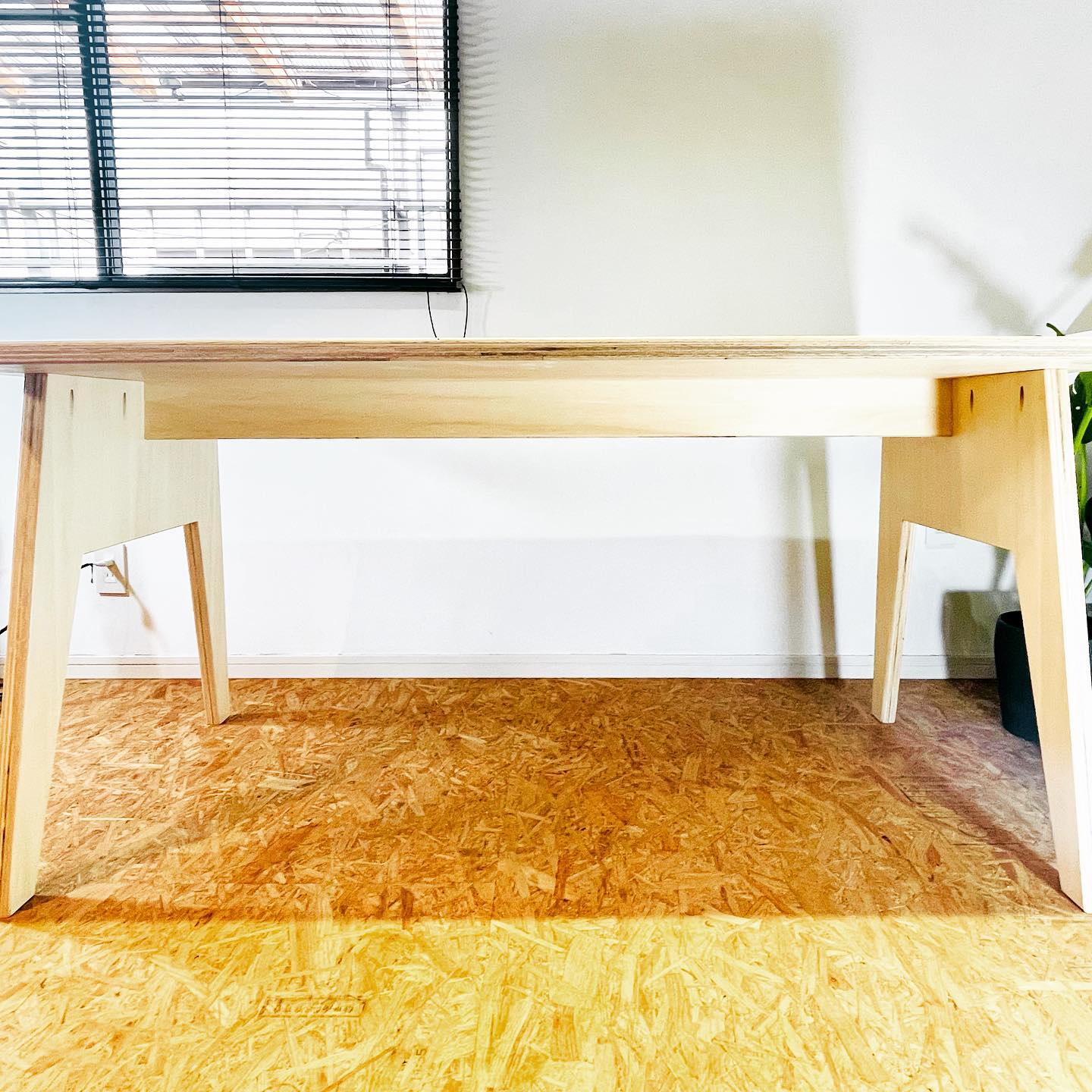 プライウッド(合板)で作るオリジナル家具ブランド。“PLYwood Furniture” をスタートしましたの施工写真 3