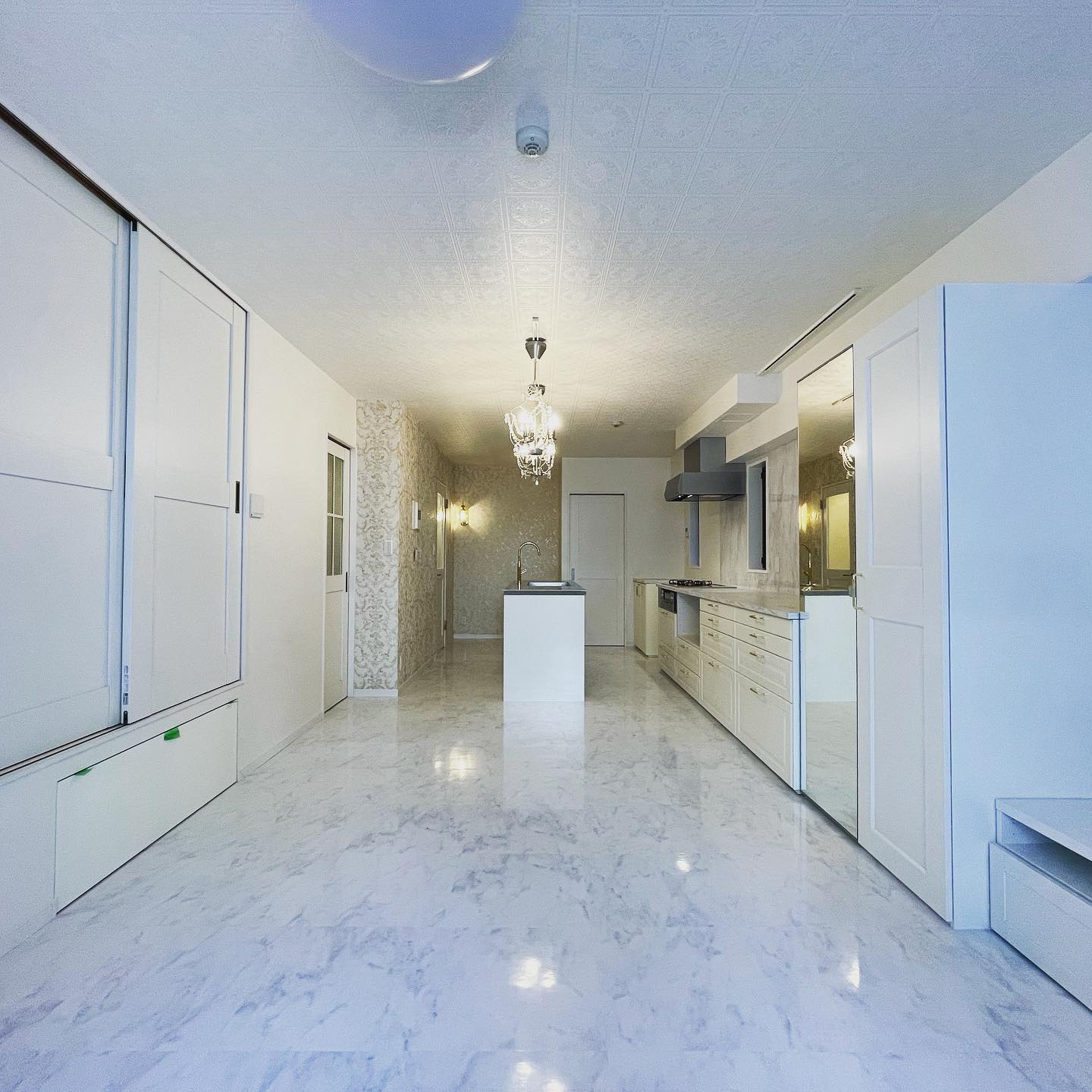 マンションのフルリノベーションですの施工写真 5