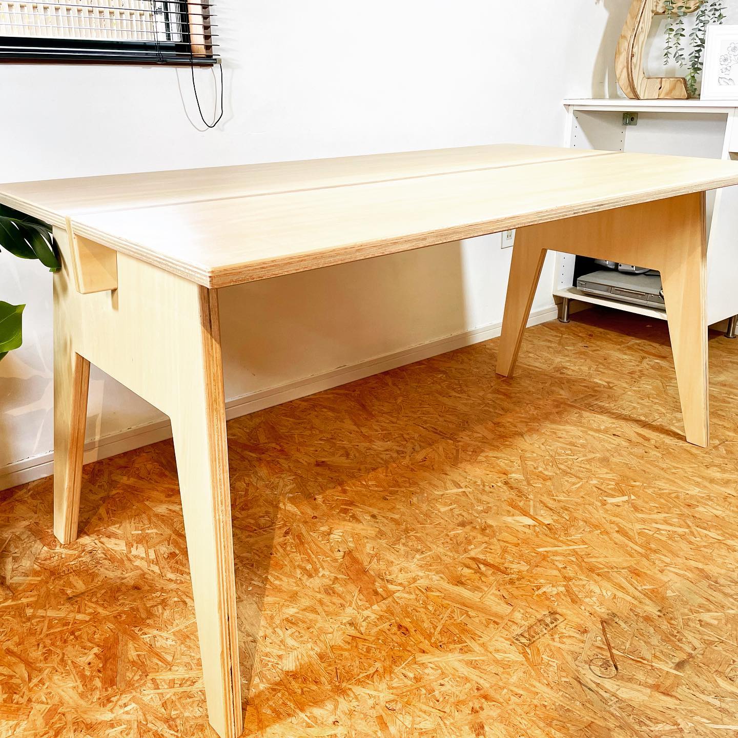 プライウッド(合板)で作るオリジナル家具ブランド。“PLYwood Furniture” をスタートしましたの施工写真 4