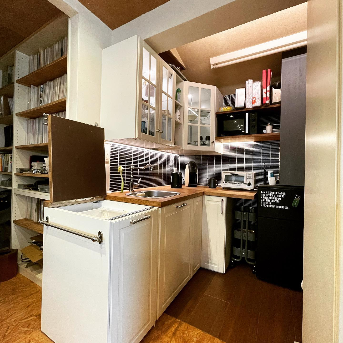 オフィスのIKEAキッチンちょっと延長の施工写真 3
