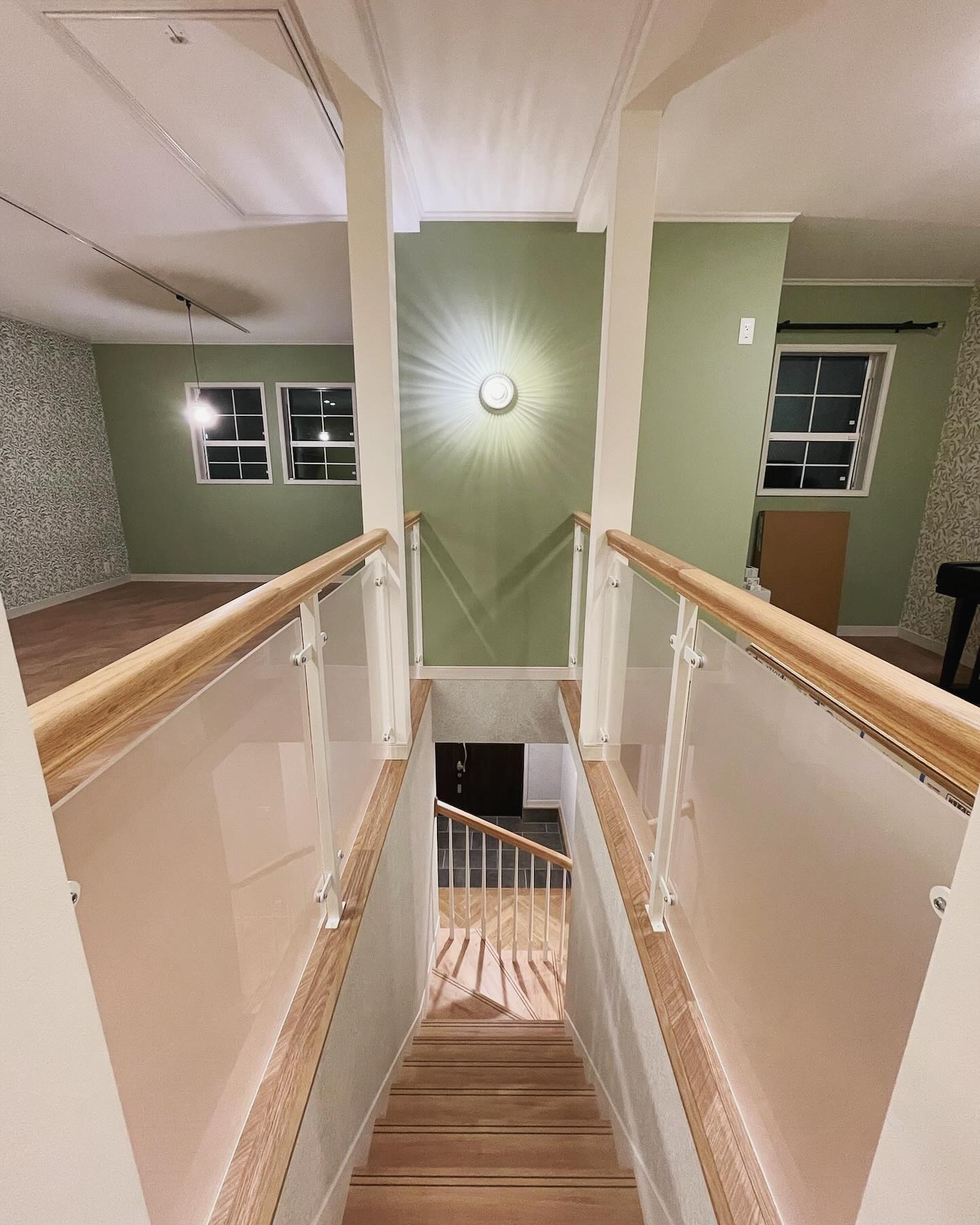 一戸建てのフルリノベーションの施工写真 3