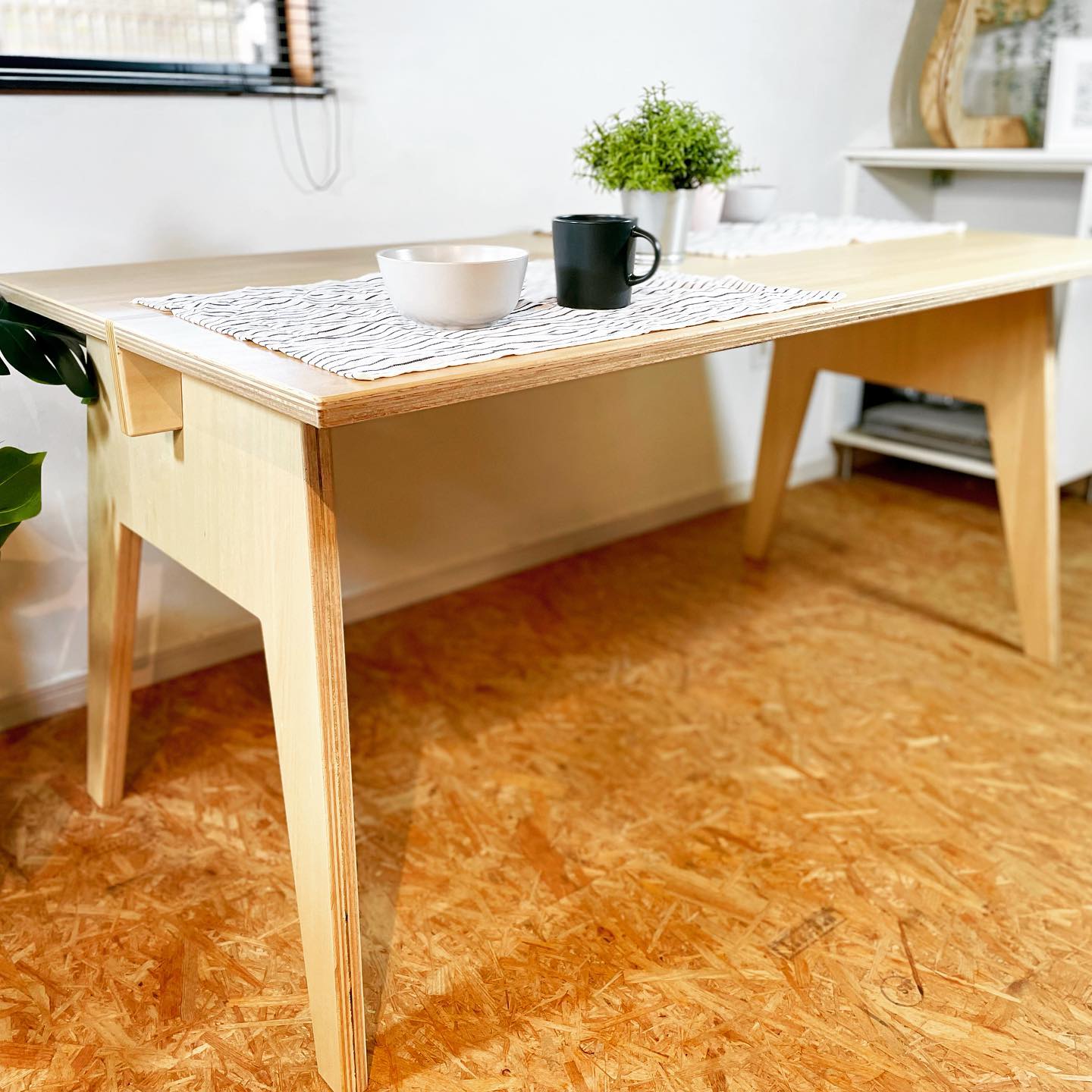 プライウッド(合板)で作るオリジナル家具ブランド。“PLYwood Furniture” をスタートしましたの施工事例