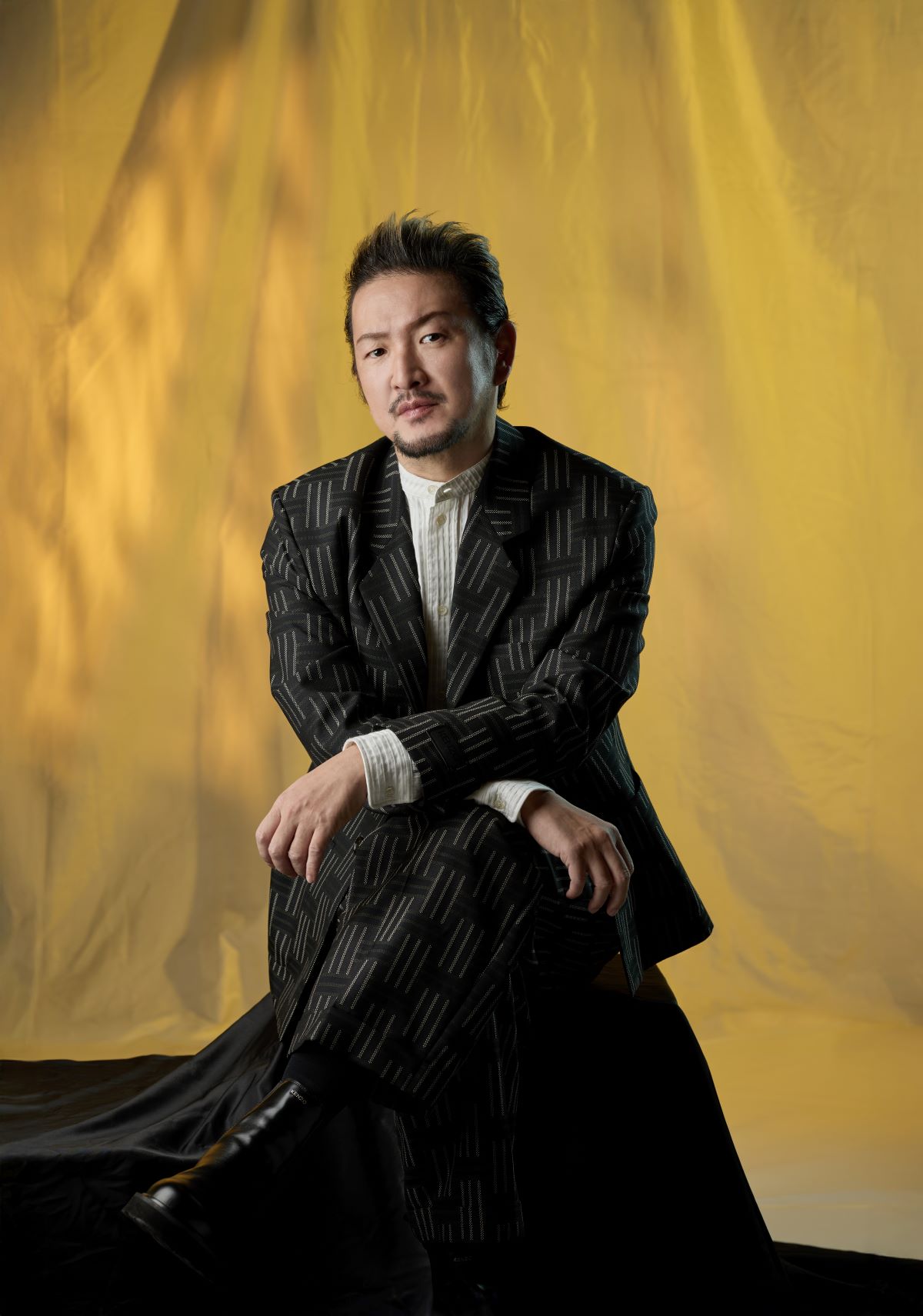 伝統を守り革新を追求 幅広い表現への挑戦が世界を魅了する —— 中村獅童インタビュー | Iolite（アイオライト）