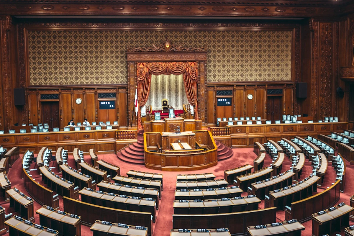 NEWS】日本政府、ビットコイン準備金導入について「検討すること考えていない」 | Iolite（アイオライト）