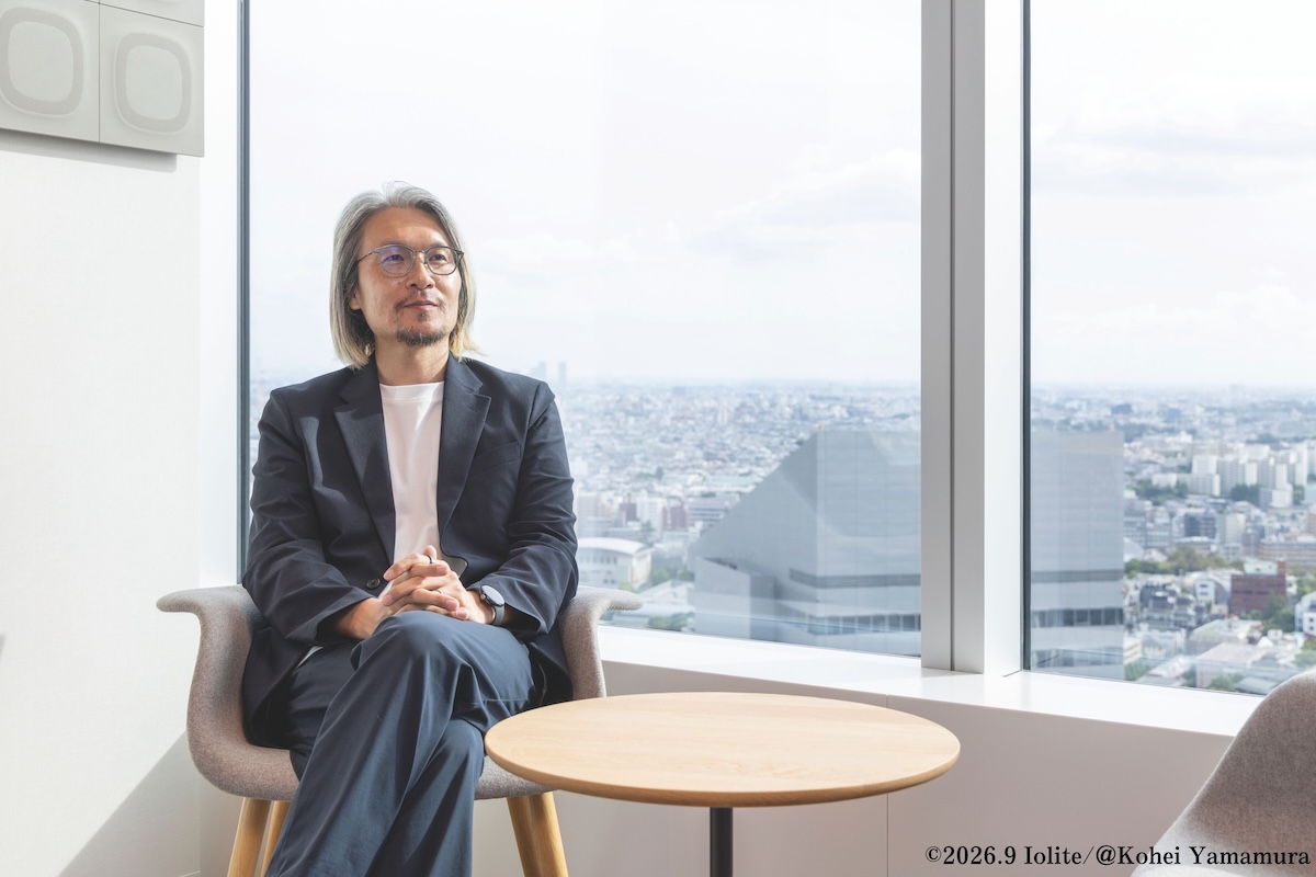 TOMOYUKI ISAKA photo1