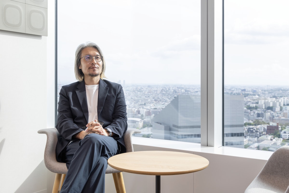 TOMOYUKI ISAKA photo1