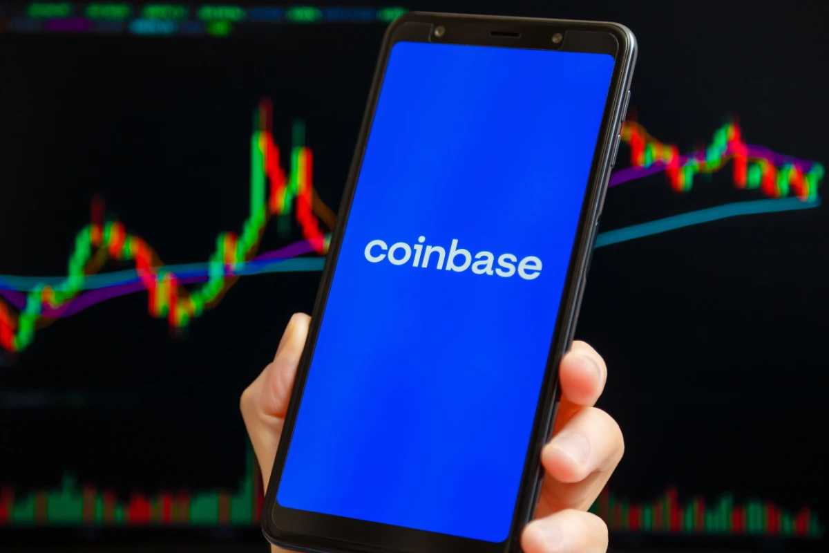 NEWS】コインベース、市場予想上回る大幅増収 総収益は前四半期比88%増 | Iolite（アイオライト）