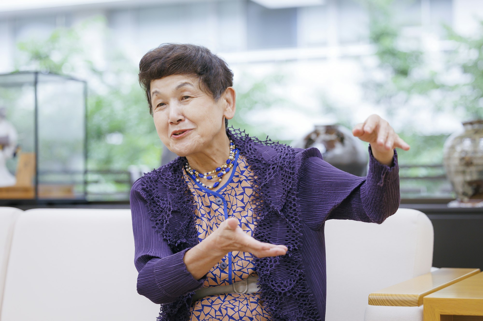 介護メディア『安心介護ニュース』のインタビュー取材に応える昭和女子大学総長・坂東眞理子さん(撮影・加藤春日)