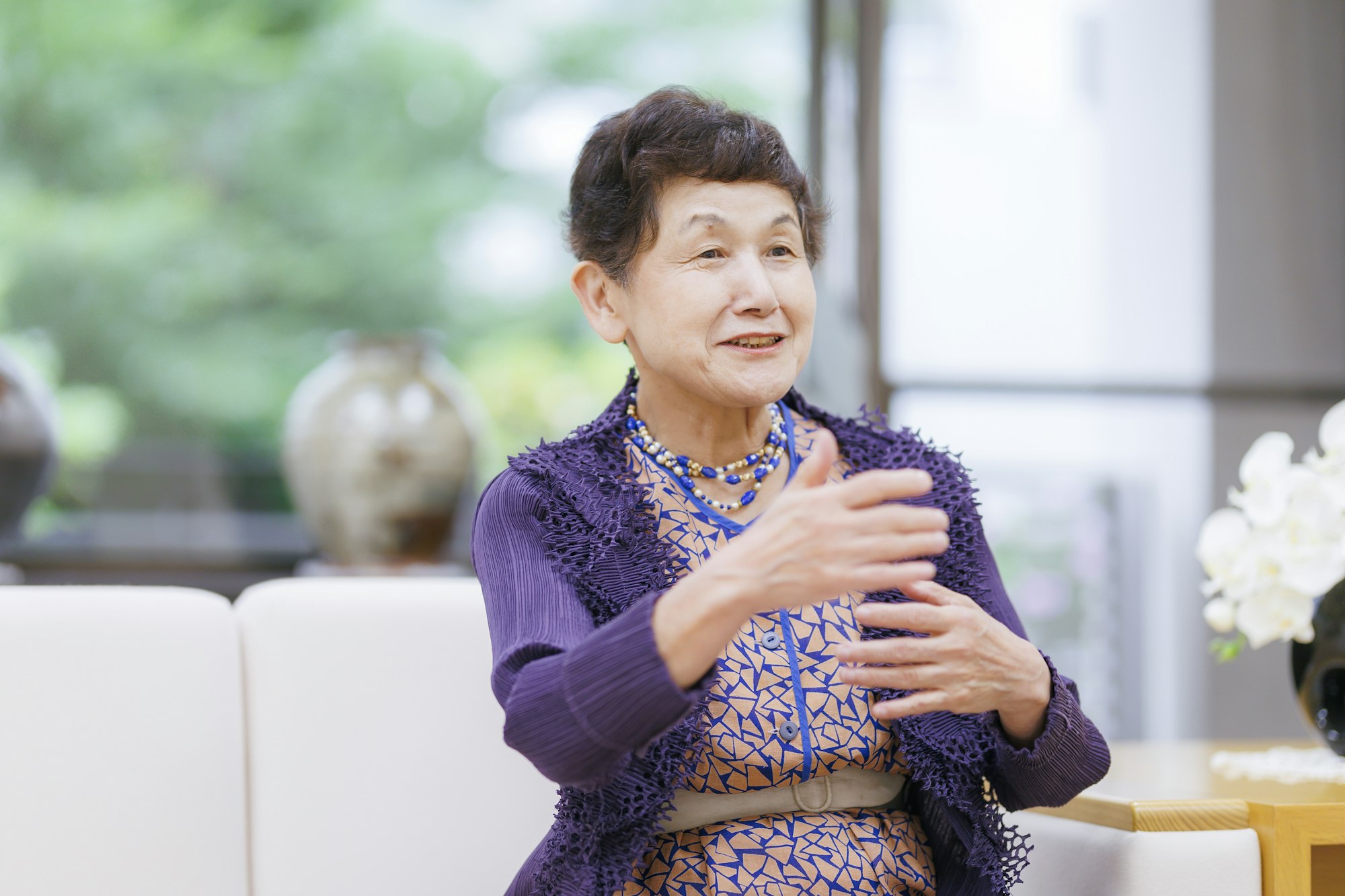 介護メディア『安心介護ニュース』のインタビュー取材に応える昭和女子大学総長・坂東眞理子さん(撮影・加藤春日)