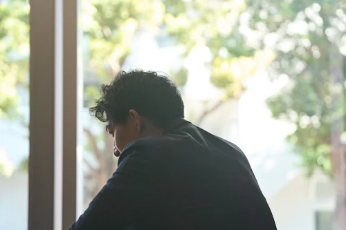 「ダメなやつだと思われたくない恐れが常にあった」 人気アナウンサーを投機的な投資に導いた心の穴