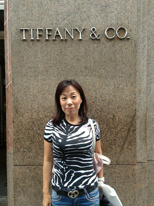 シャネル、ヴィトンを見せびらかしながら、携帯止まって、さあ大変！ギャンブル依存の次は、買い物依存地獄？！ギャンマネ（43）