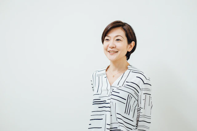 平林 亮子