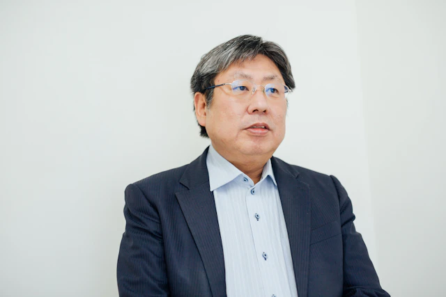 山岸 洋一