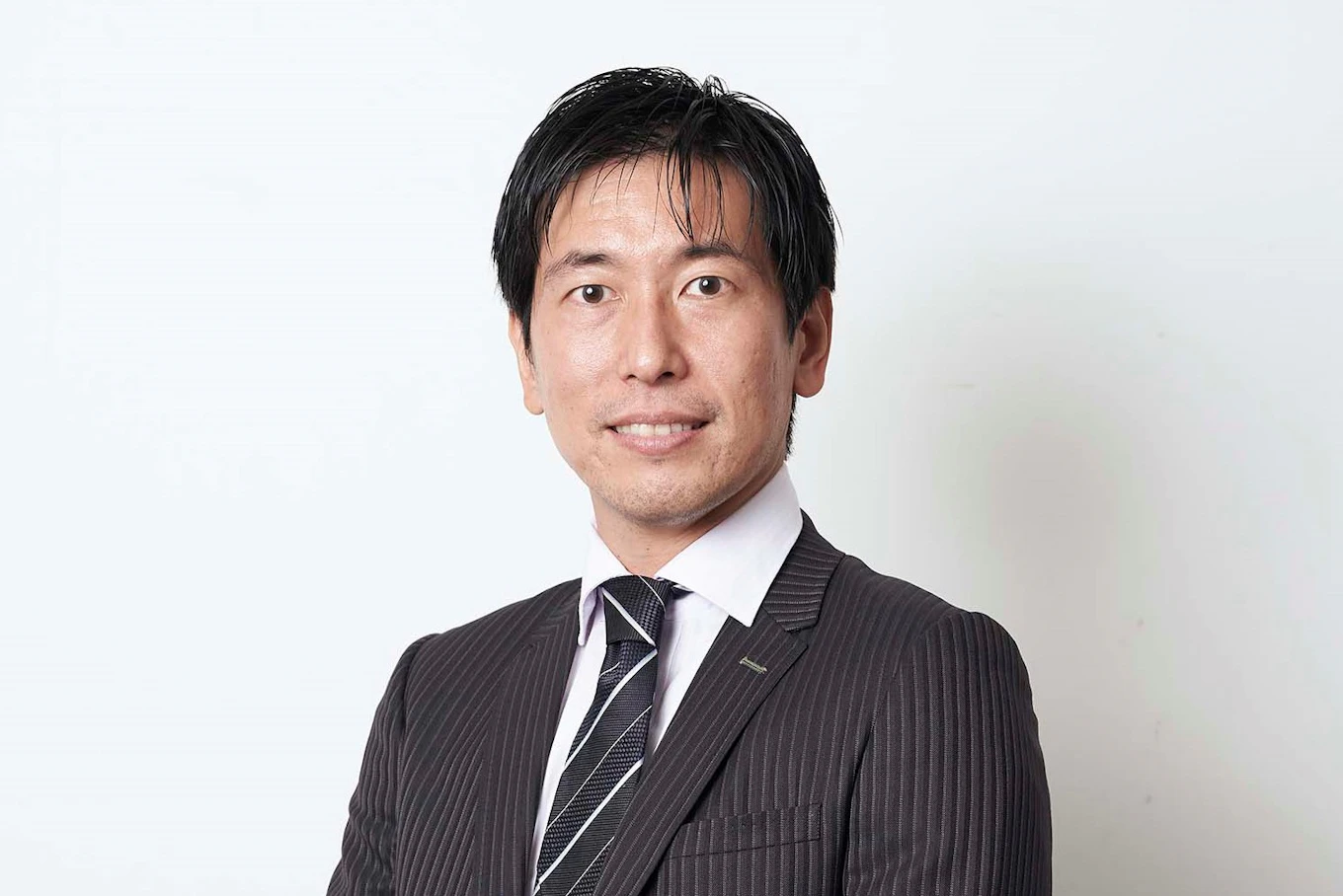 万野 裕人さん