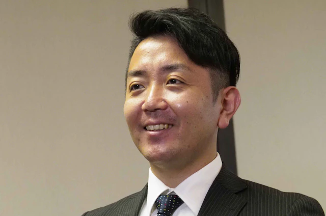 眞山 徳人