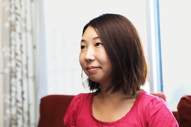 與世田 温子