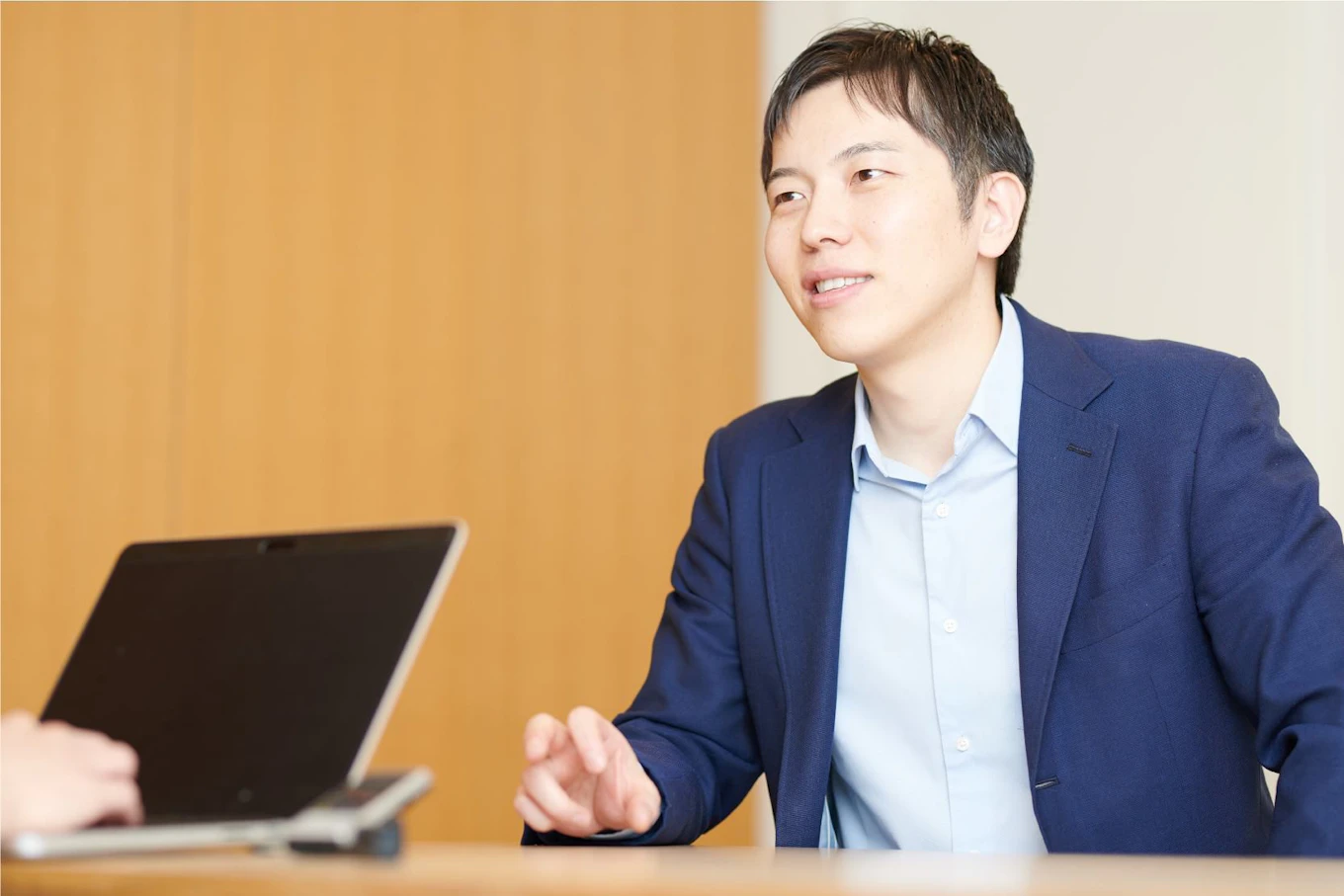 姥貝 賢次さん