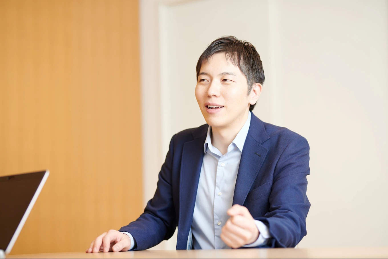 姥貝 賢次さん