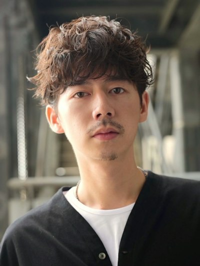 大人マッシュパーマ