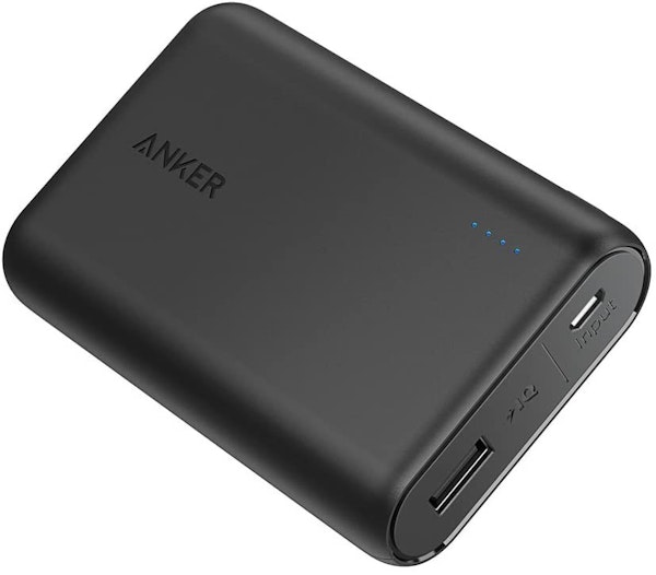 【モバイルバッテリーならコレ!】
Anker
PowerCore 10000