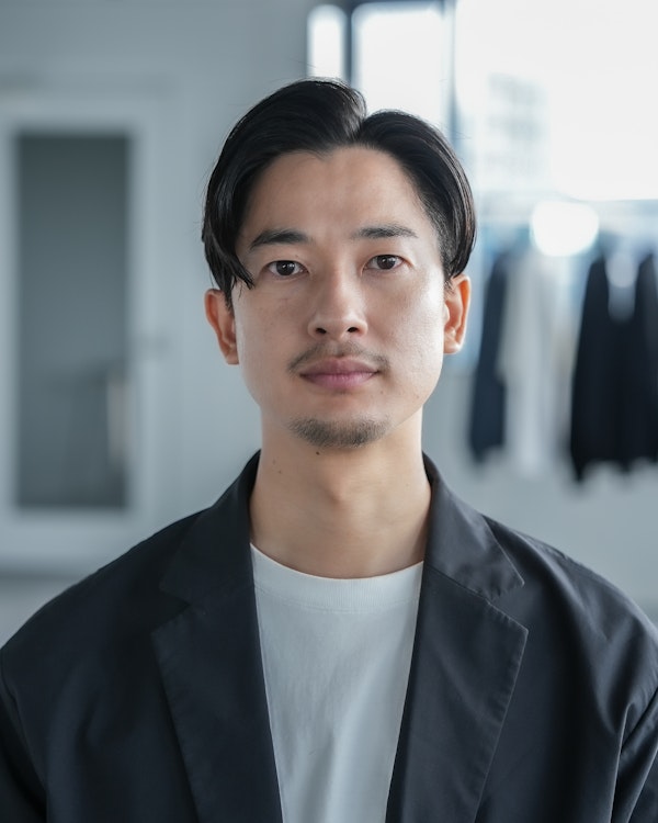 ストレートアップバング